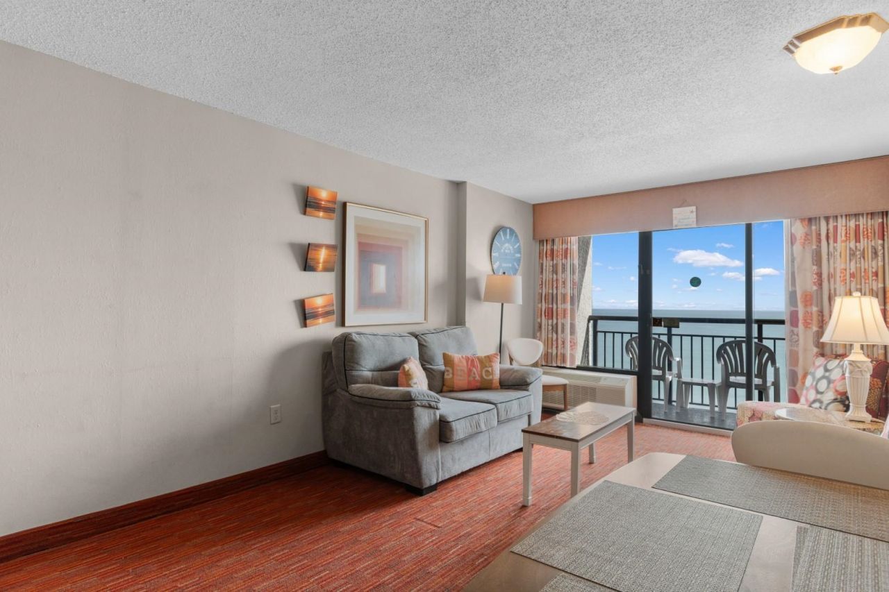 1501 S Ocean Blvd. Photo 8