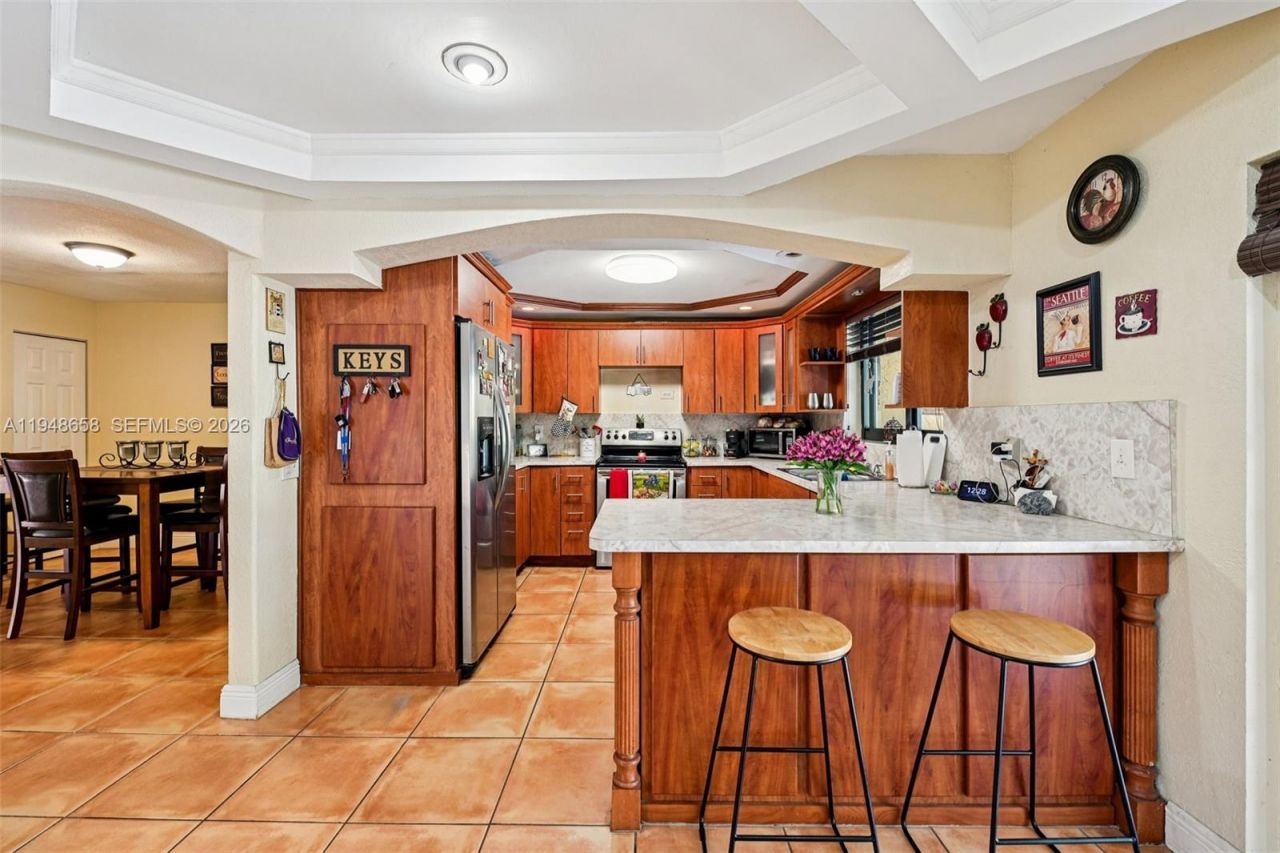 10365 SW 11th Ter, Unit 4-9B, Miami, FL 33174 Photo