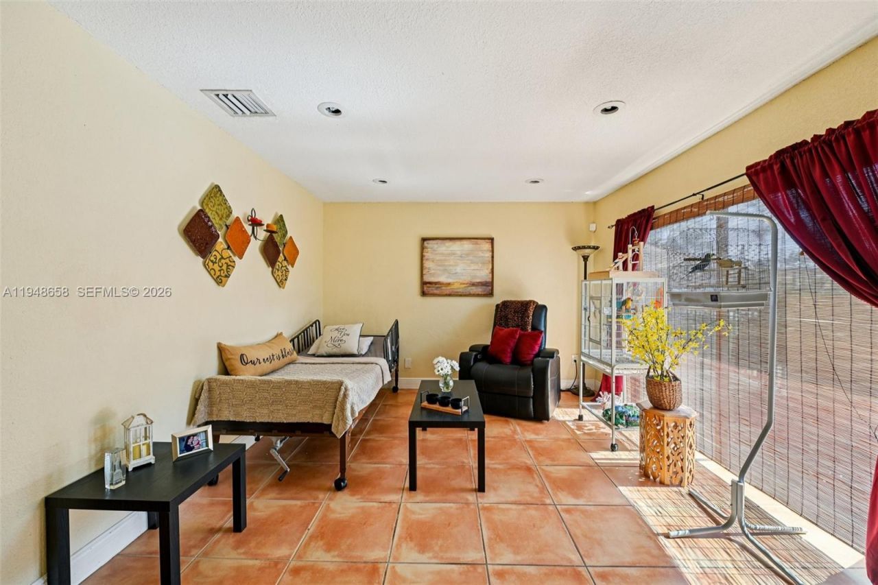 10365 SW 11th Ter, Unit 4-9B, Miami, FL 33174 Photo