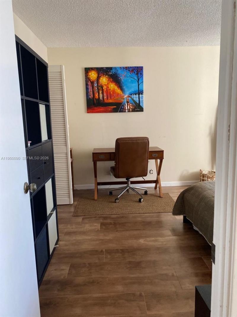 1825 S Ocean Dr, Unit 707, Hallandale Beach, FL 33009 Photo