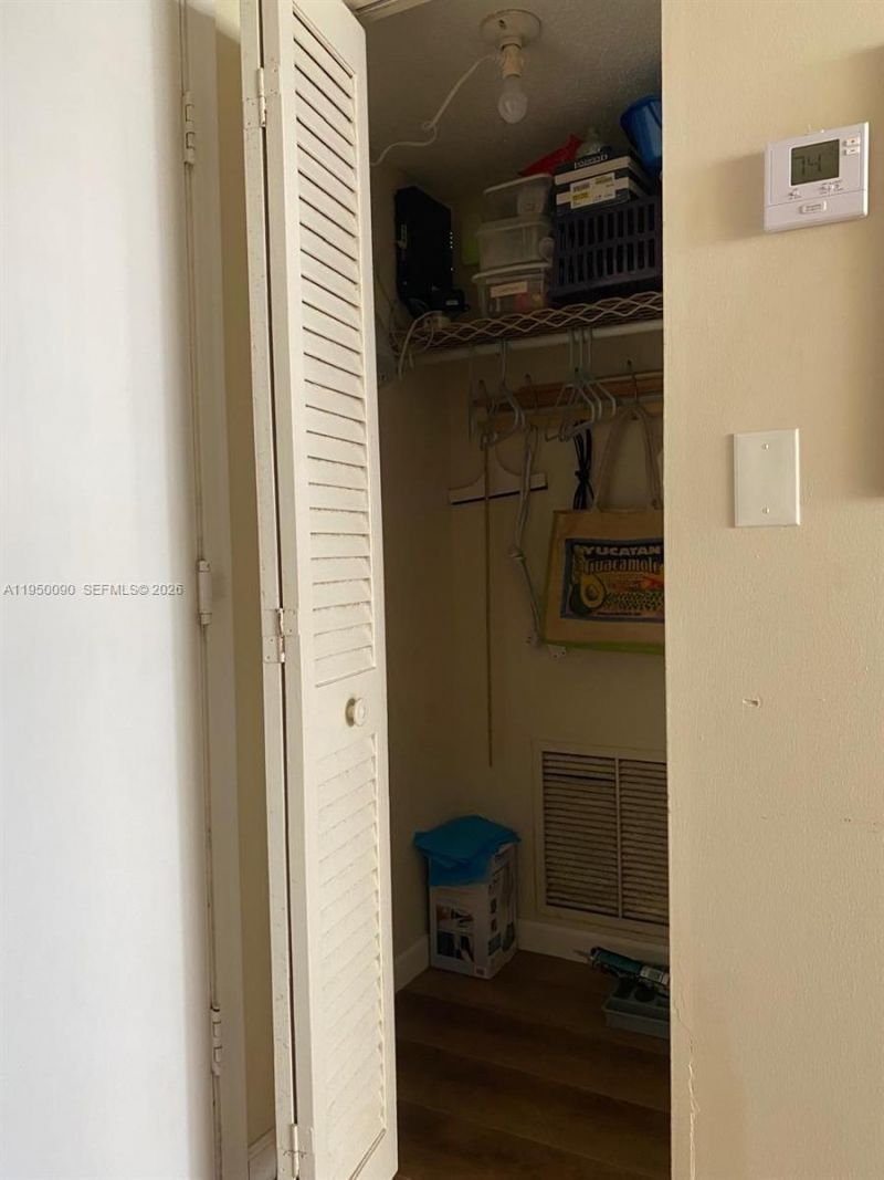 1825 S Ocean Dr, Unit 707, Hallandale Beach, FL 33009 Photo