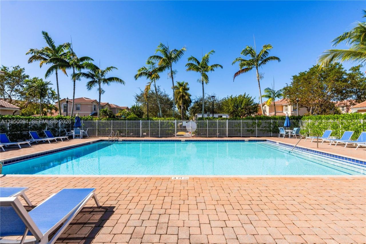 12478 SW 123rd St, Miami, FL 33186 Photo