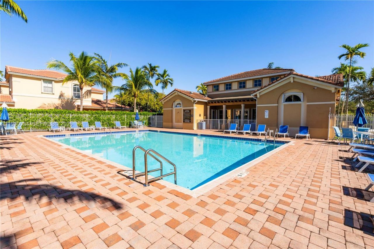 12478 SW 123rd St, Miami, FL 33186 Photo