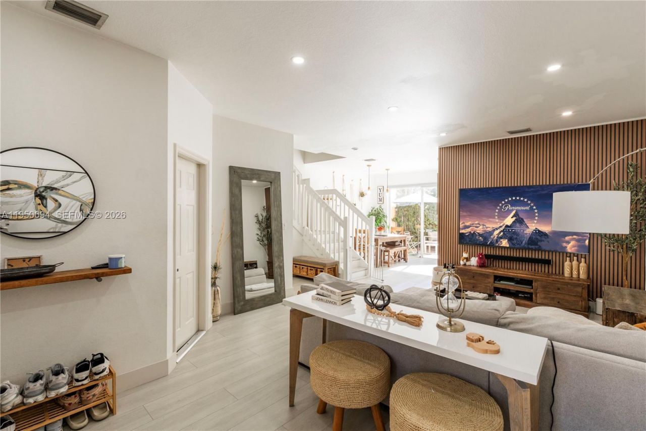 12478 SW 123rd St, Miami, FL 33186 Photo