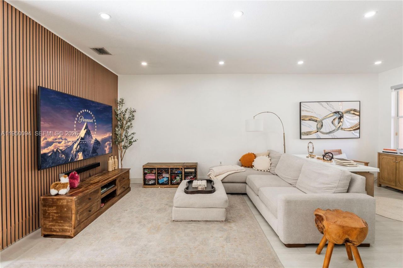 12478 SW 123rd St, Miami, FL 33186 Photo