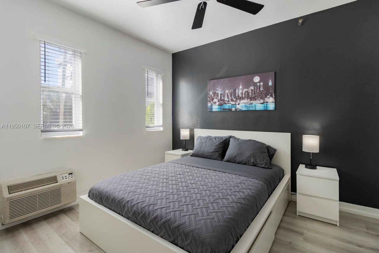 3700 Collins Ave, Unit S-107, Miami Beach, FL 33140 Photo