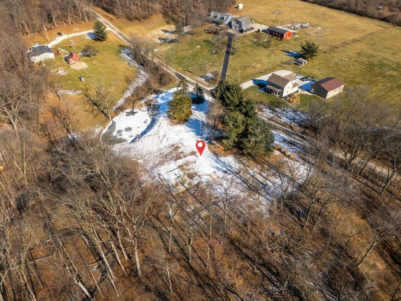 6875 Indian Run Road NE, Pleasantville, OH 43148 Photo 8