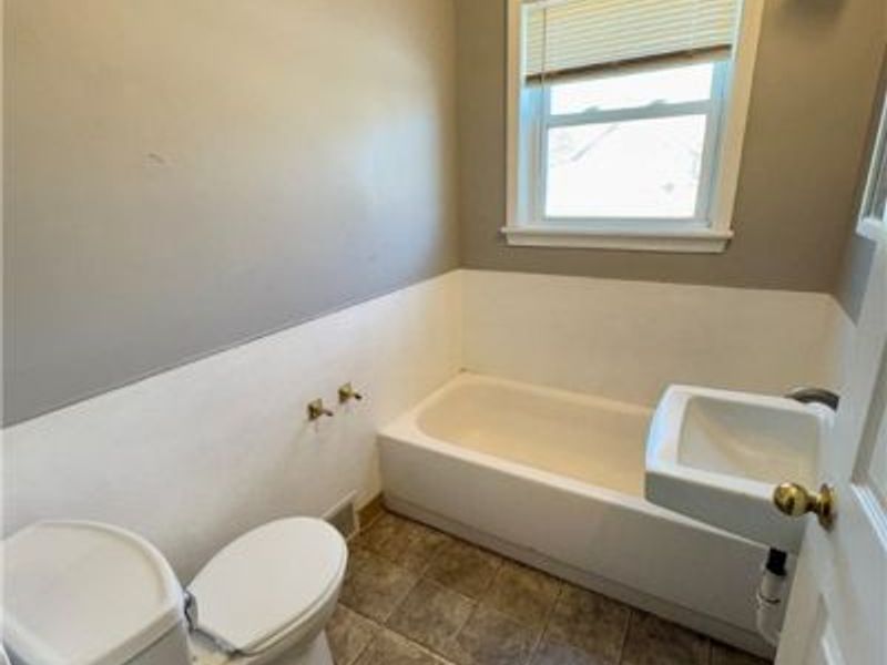 18 N Richview Avenue, Youngstown, OH 44509 Photo 9