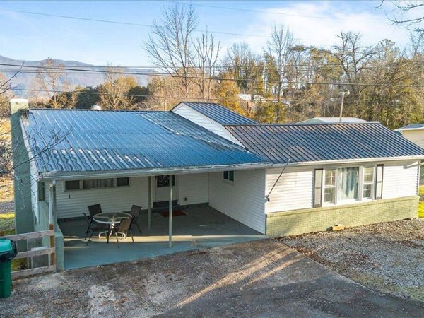 170 Bow Point Rd, LaFollette, TN 37766