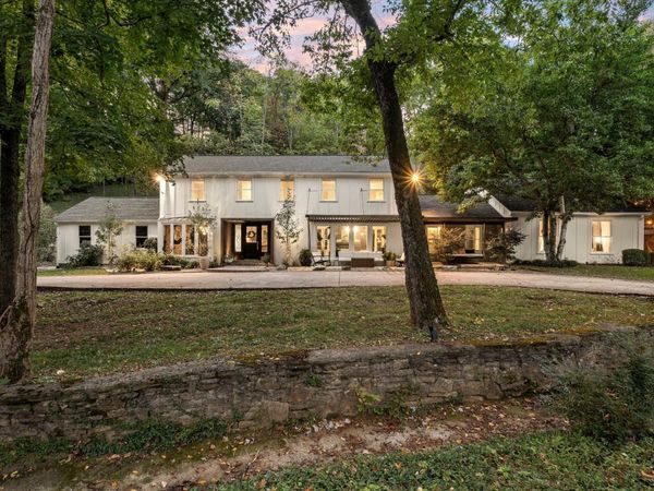 1780 Tyne Blvd, Nashville, TN 37215