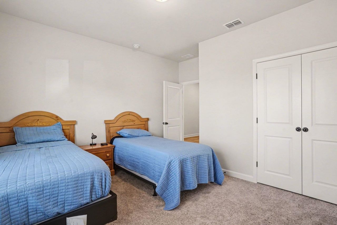 3084 Palma Way  Photo 11