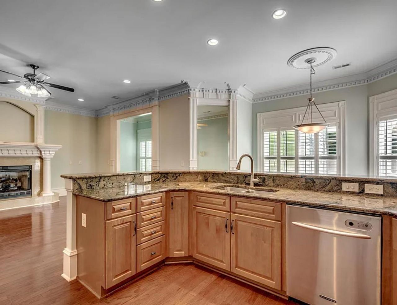 1613 James Island Ave.  Photo 13