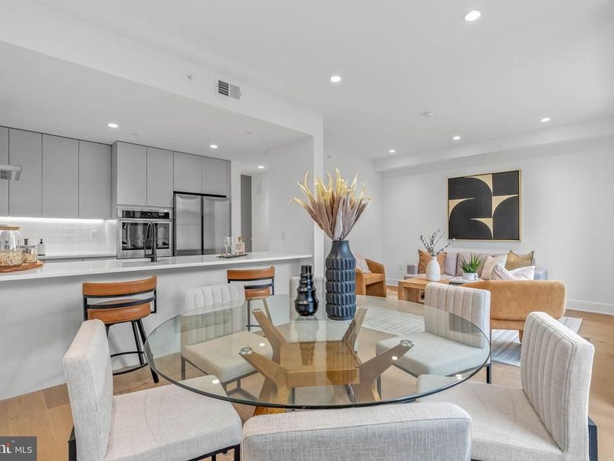 635 N 7th Street, Unit B2A, Philadelphia, PA 19123 Main Photo