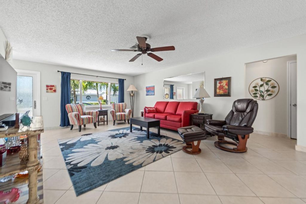 1507 Alfred Drive, Boynton Beach, FL 33426 Photo