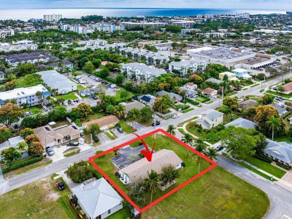 1040 Miami Boulevard, Unit 1,2,3, Delray Beach, FL 33483