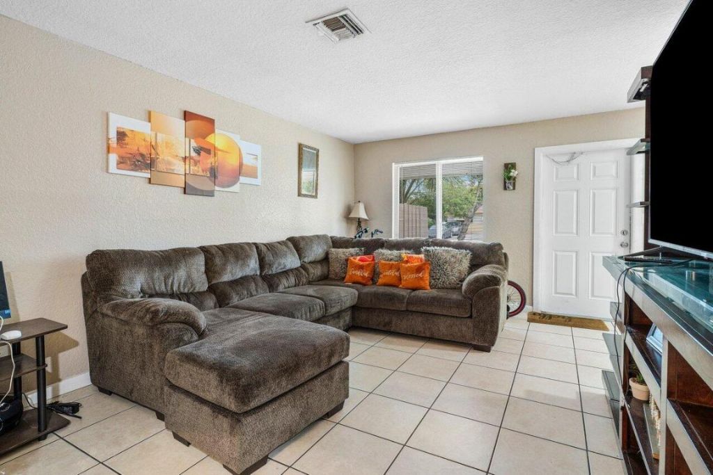 1040 Miami Boulevard, Unit 1,2,3, Delray Beach, FL 33483 Photo