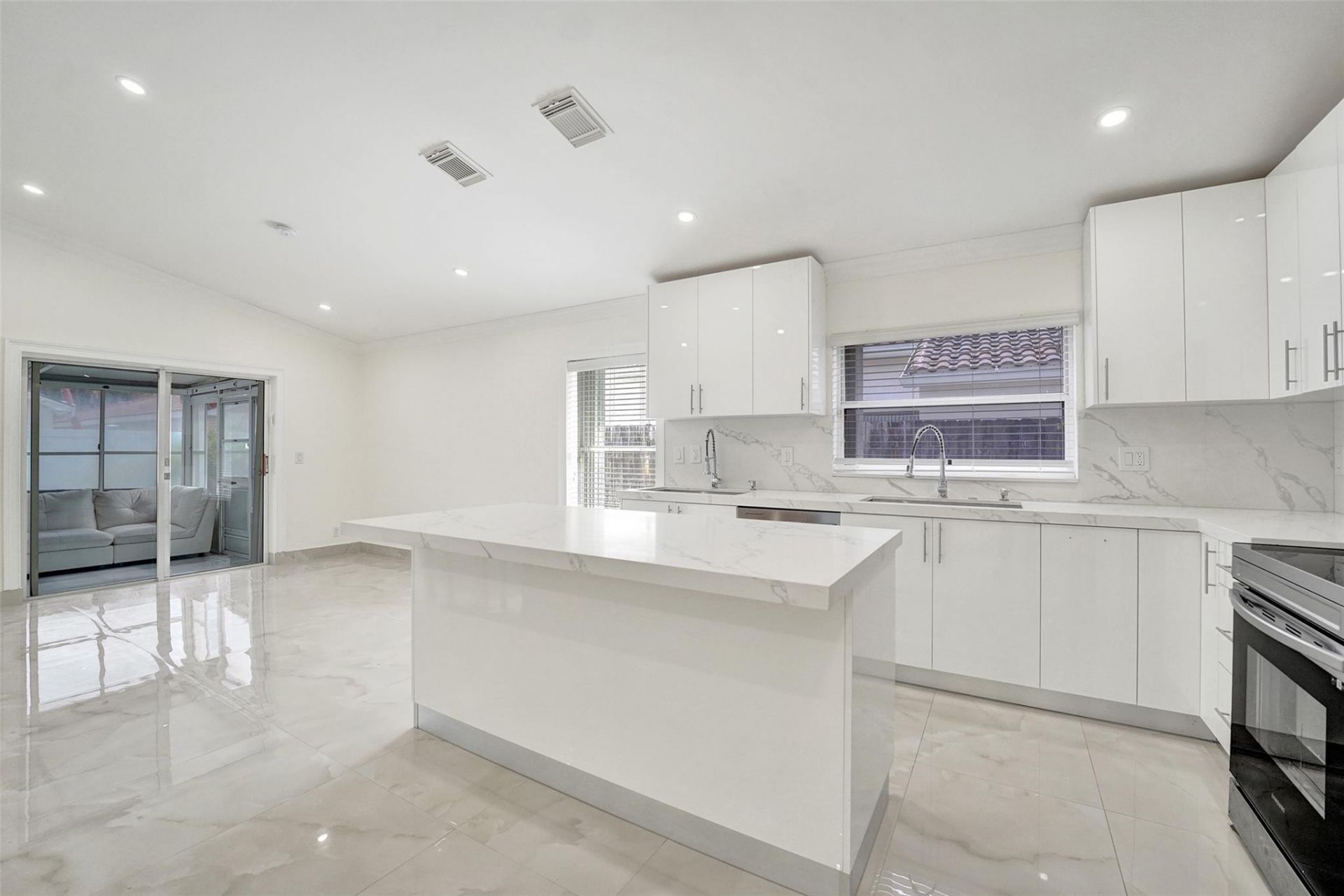 4966 SW 33rd Terrace, Hollywood, FL 33312 Photo