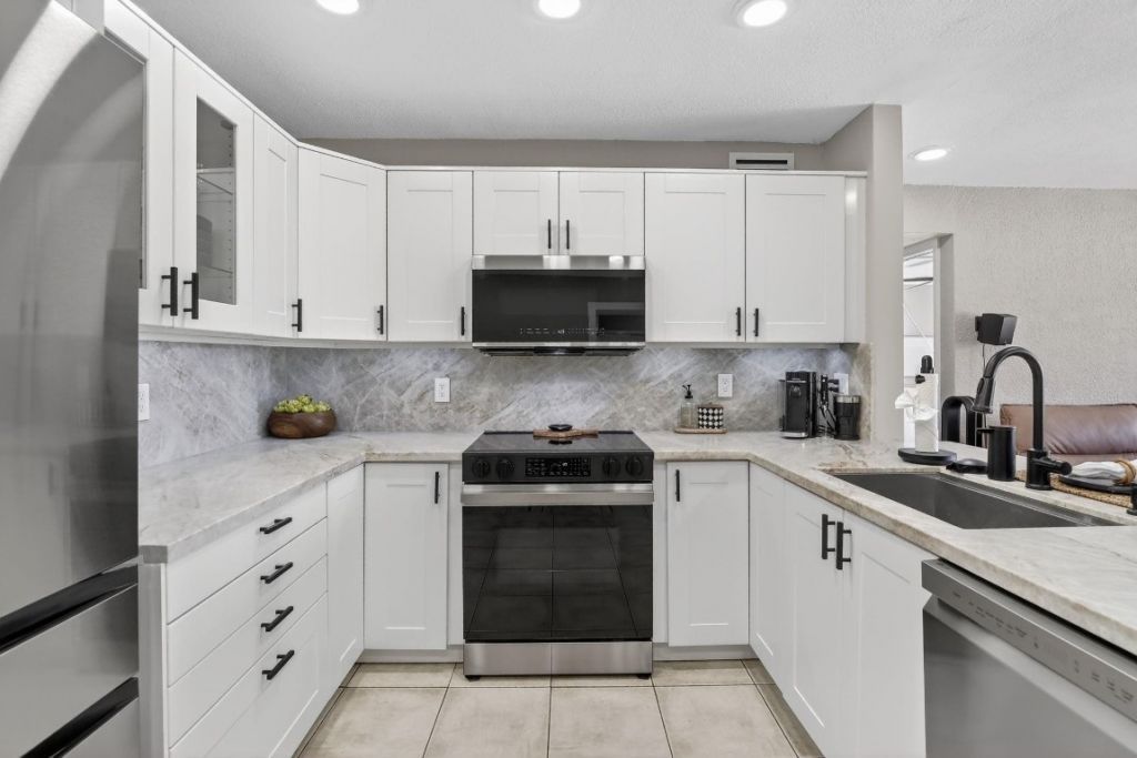 4451 SW 23rd Street, Fort Lauderdale, FL 33317 Photo