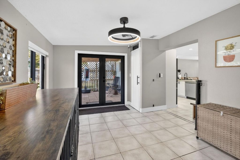 4451 SW 23rd Street, Fort Lauderdale, FL 33317 Photo