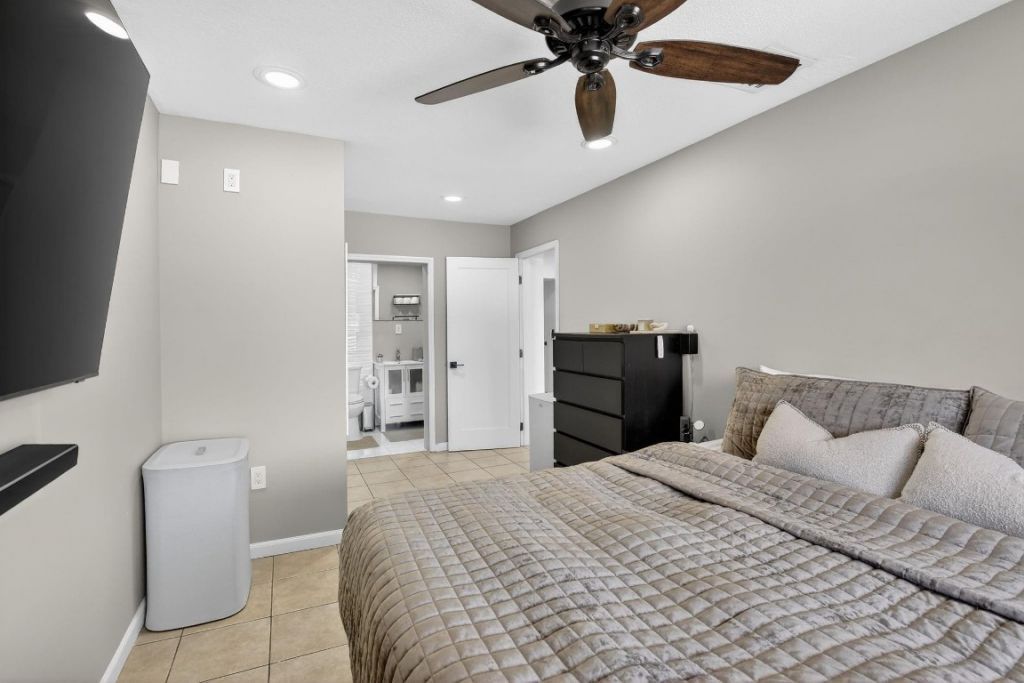 4451 SW 23rd Street, Fort Lauderdale, FL 33317 Photo