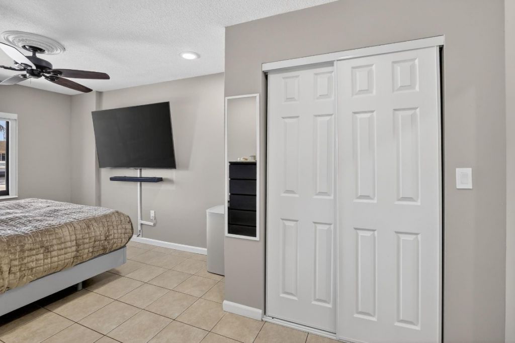 4451 SW 23rd Street, Fort Lauderdale, FL 33317 Photo