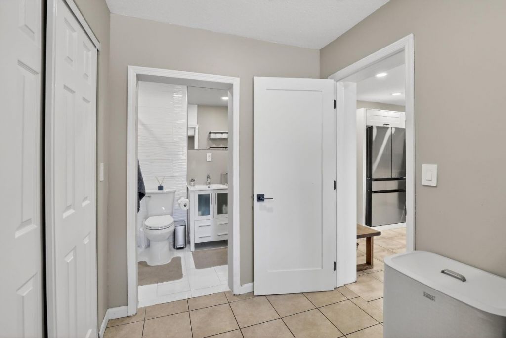 4451 SW 23rd Street, Fort Lauderdale, FL 33317 Photo