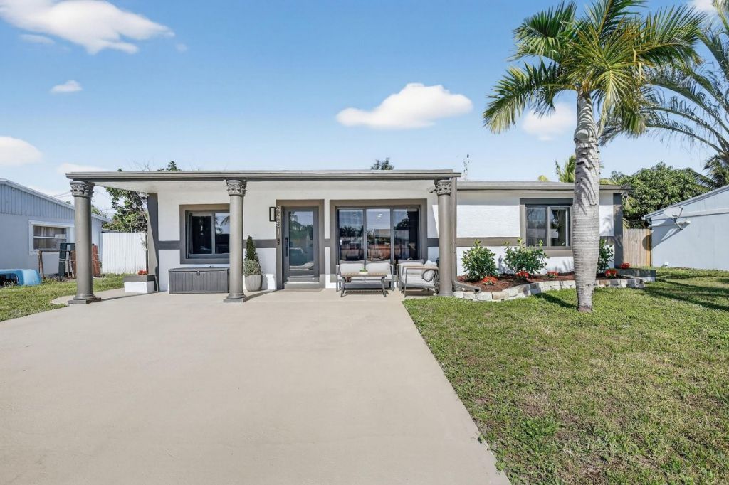 4451 SW 23rd Street, Fort Lauderdale, FL 33317 Photo