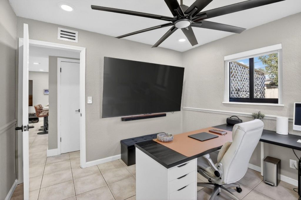 4451 SW 23rd Street, Fort Lauderdale, FL 33317 Photo