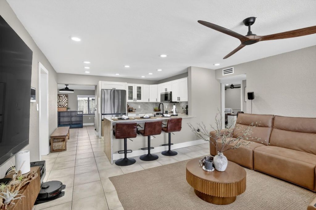 4451 SW 23rd Street, Fort Lauderdale, FL 33317 Photo