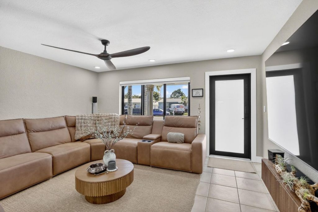 4451 SW 23rd Street, Fort Lauderdale, FL 33317 Photo