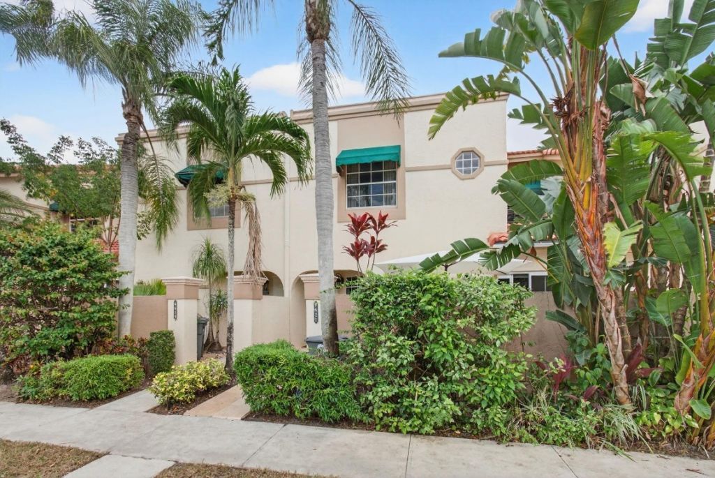 6621 Via Regina, Unit 6621, Boca Raton, FL 33433 Photo