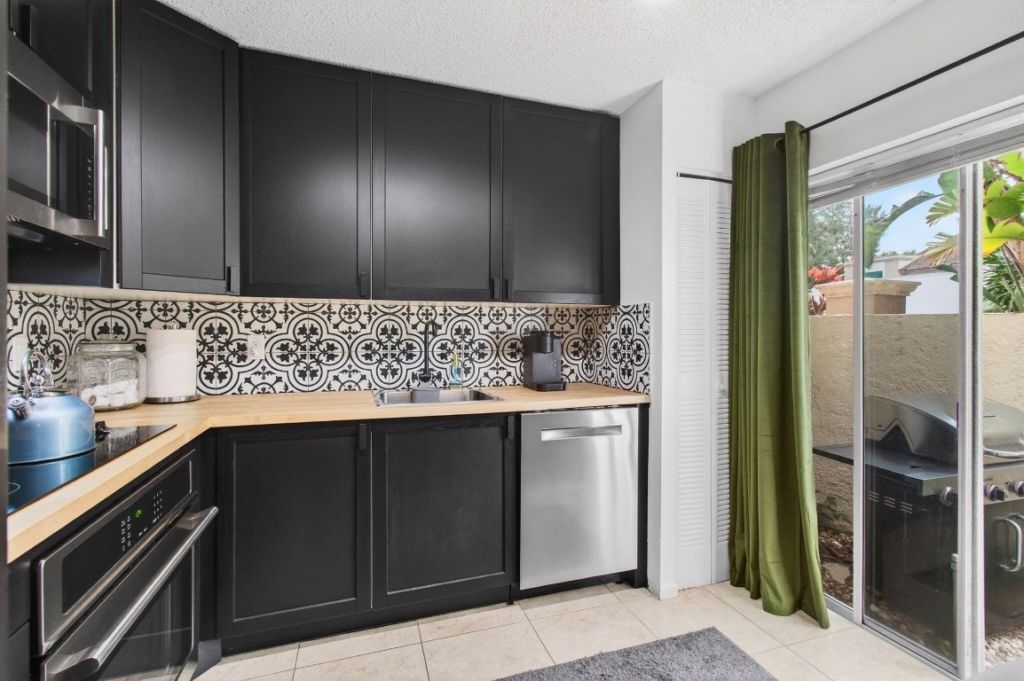 6621 Via Regina, Unit 6621, Boca Raton, FL 33433 Photo