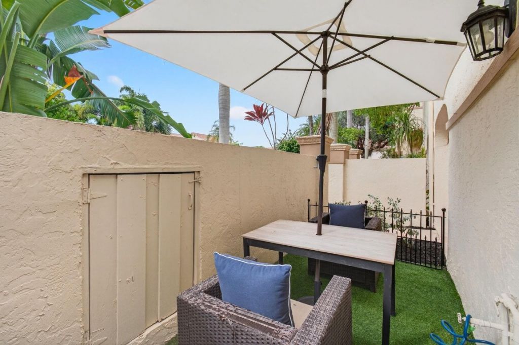 6621 Via Regina, Unit 6621, Boca Raton, FL 33433 Photo