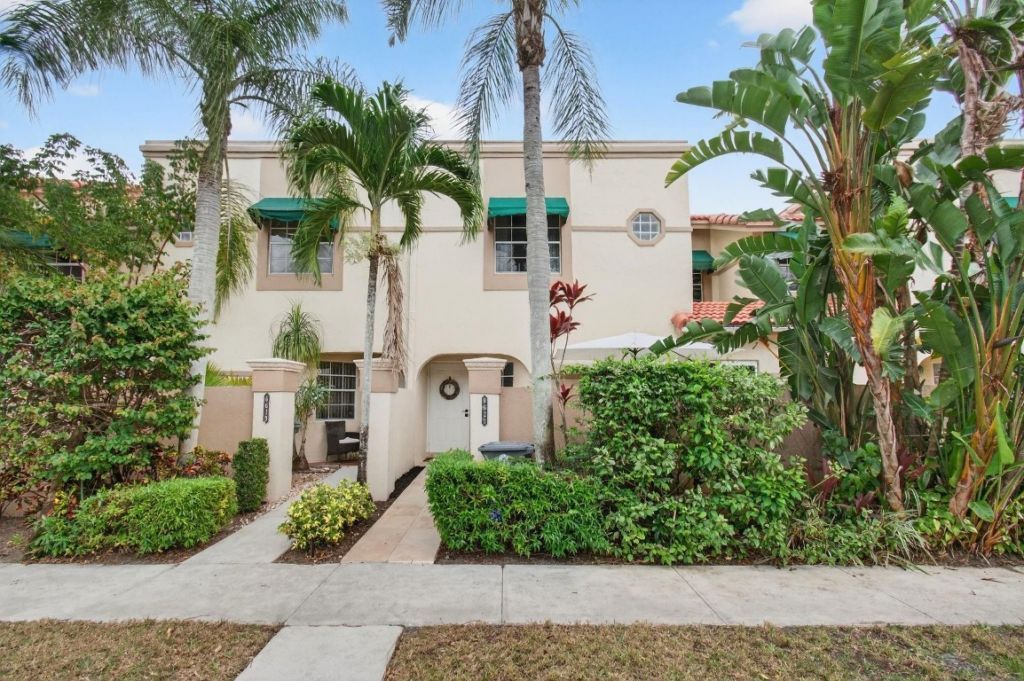 6621 Via Regina, Unit 6621, Boca Raton, FL 33433 Photo