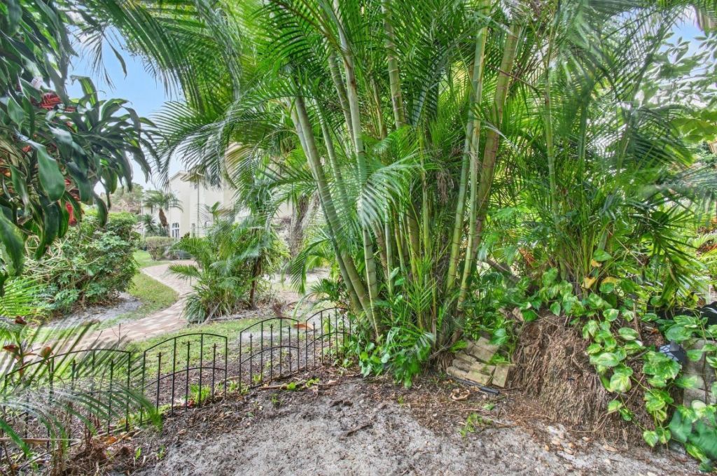 6621 Via Regina, Unit 6621, Boca Raton, FL 33433 Photo