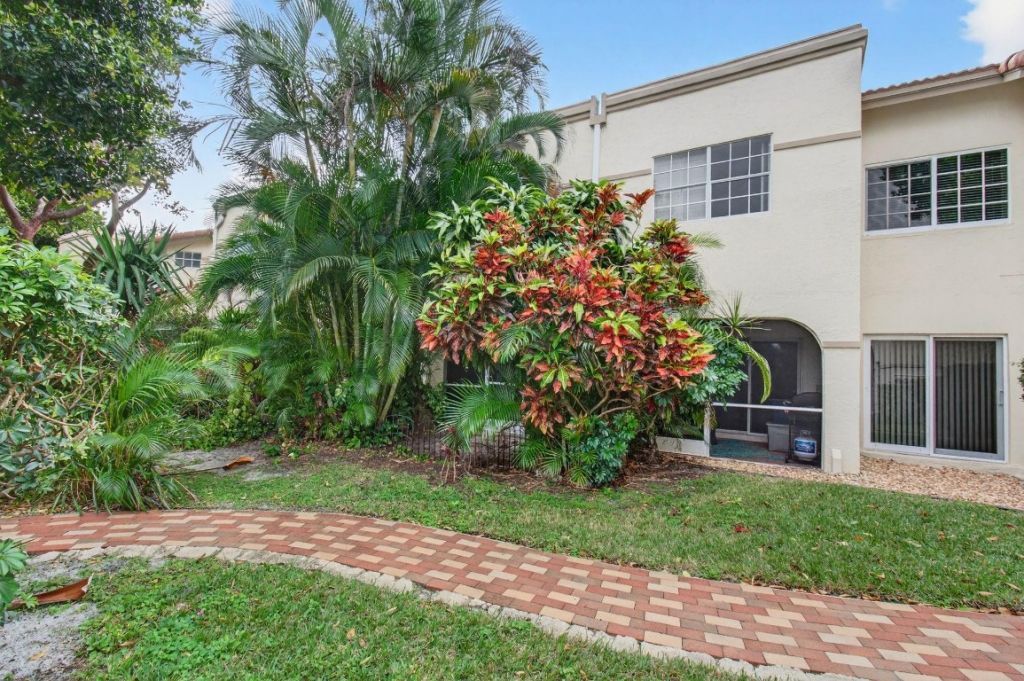 6621 Via Regina, Unit 6621, Boca Raton, FL 33433 Photo