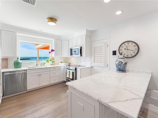 2401 Gulf Shore BLVD N, Unit Villa 2, NAPLES, FL 34103