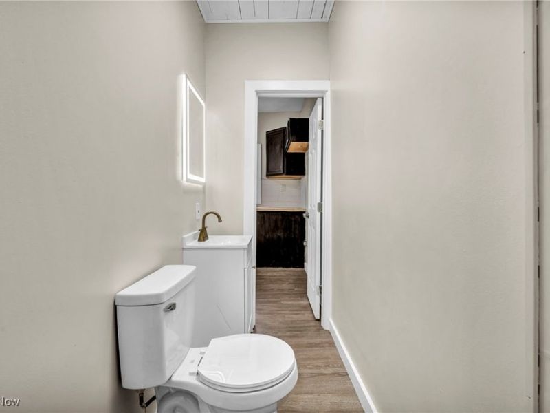 2160 Fulton Road, Cleveland, OH 44113 Photo 30