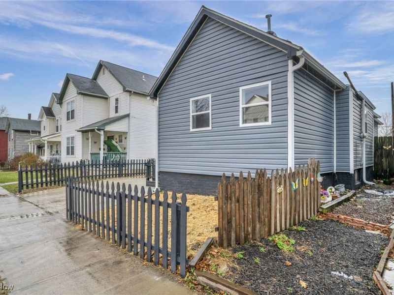 2160 Fulton Road, Cleveland, OH 44113 Photo 5