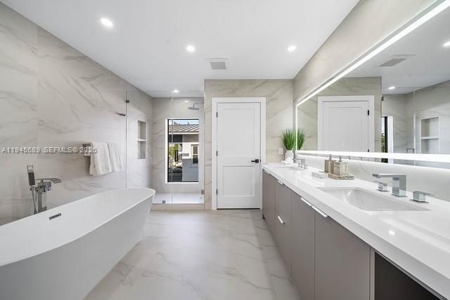 3225 Canal Dr, Pompano Beach, FL 33062 Photo