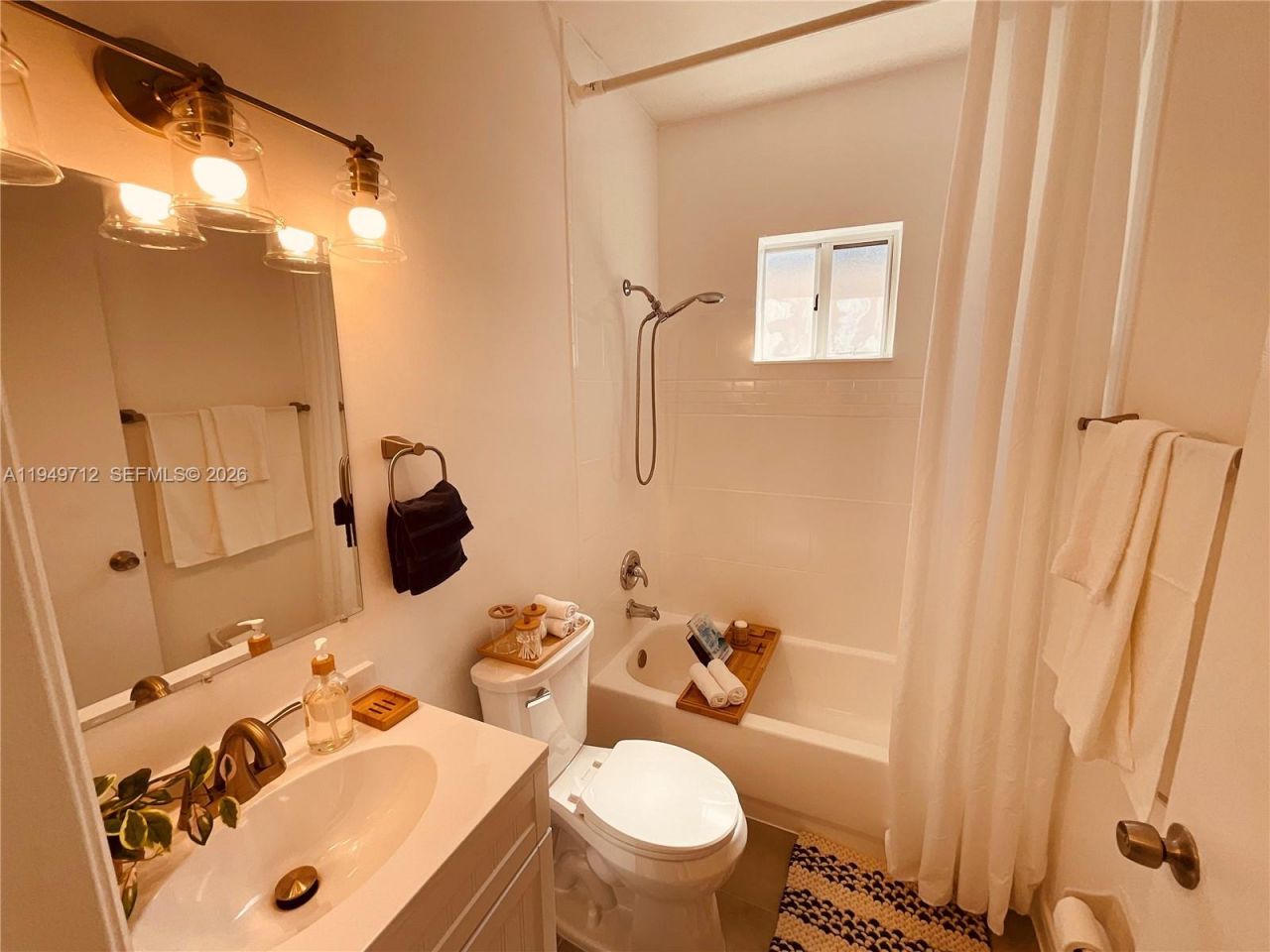 1106 SE 13th Ave, Homestead, FL 33035 Photo