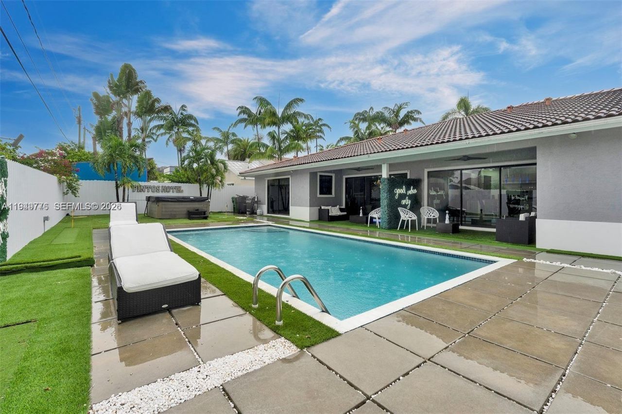 806 NE 6th St, Hallandale Beach, FL 33009 Photo