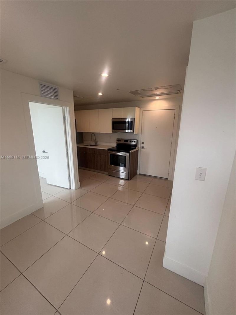 829 SW 18th Ave, Unit 210, Miami, FL 33135 Photo