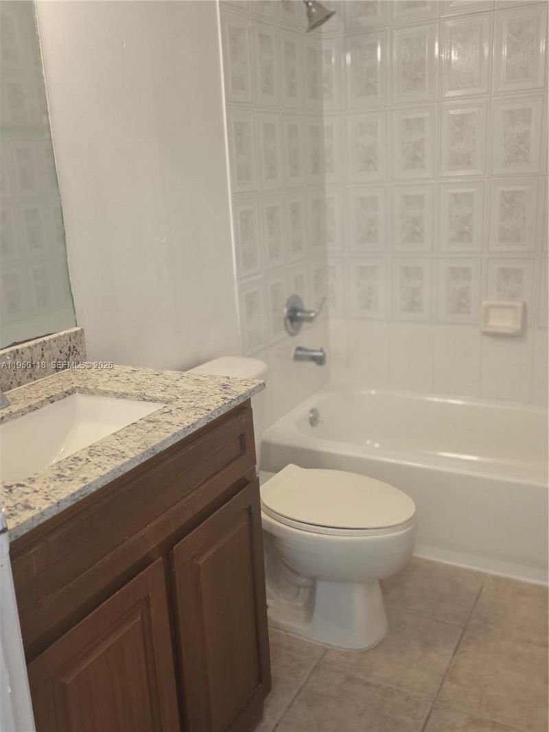 124 NE 13th Ave , Unit 21, Homestead, FL 33033 Photo