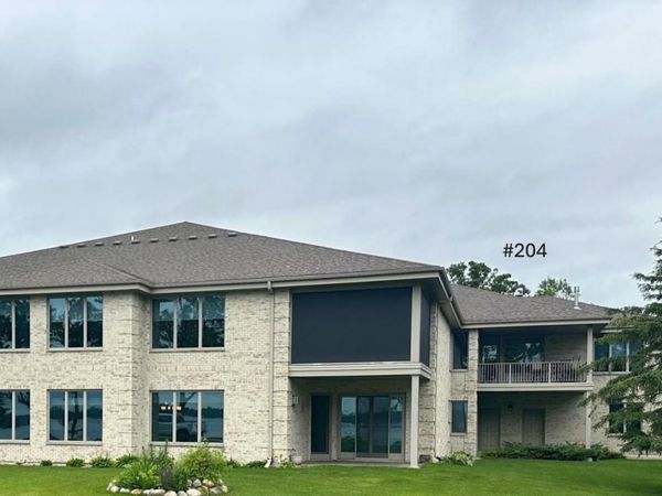 410 W Lake Drive, Unit 204, Detroit Lakes, MN 56501