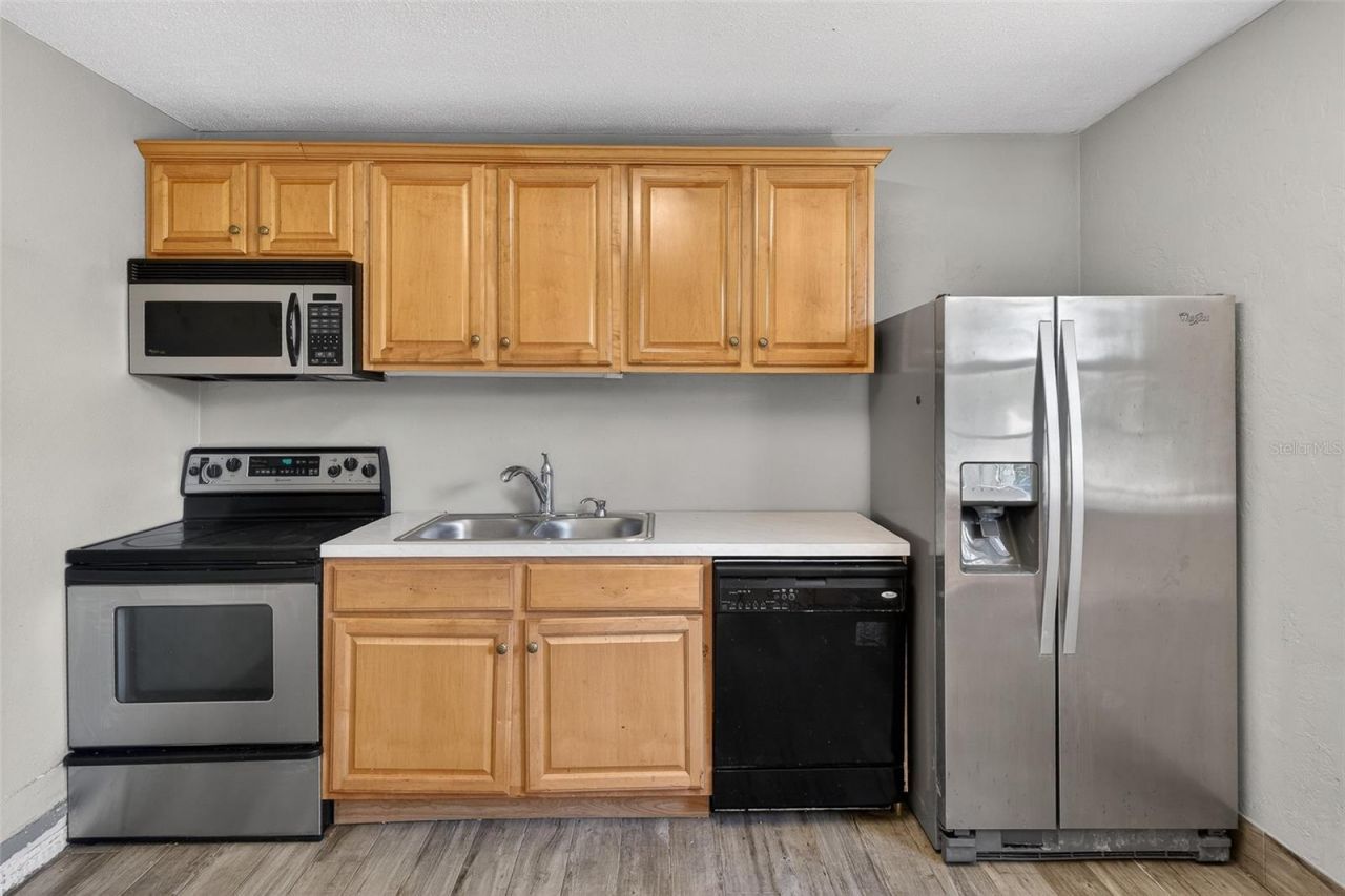1806 James Street, South Daytona, FL 32119 Photo