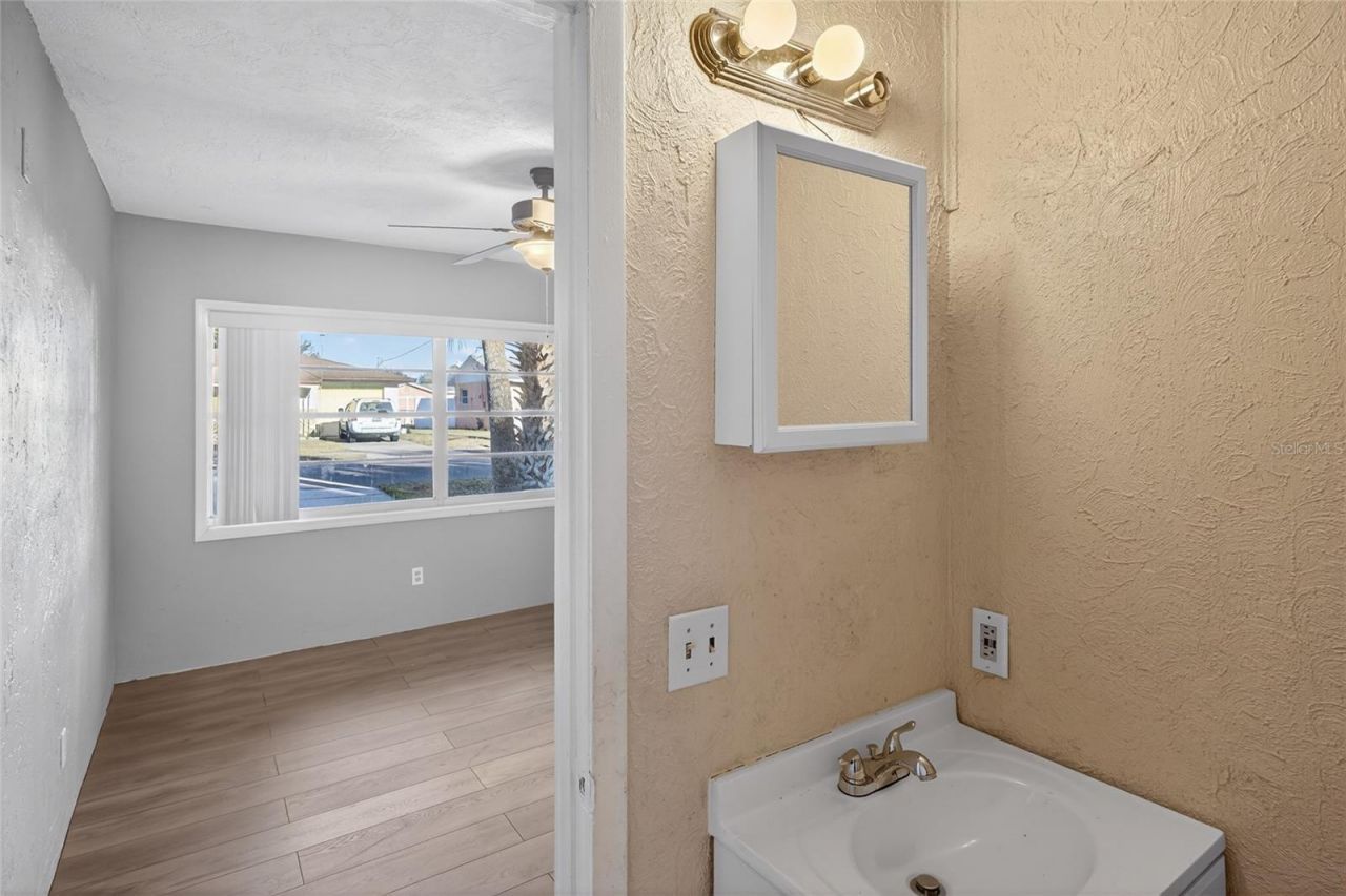 1806 James Street, South Daytona, FL 32119 Photo