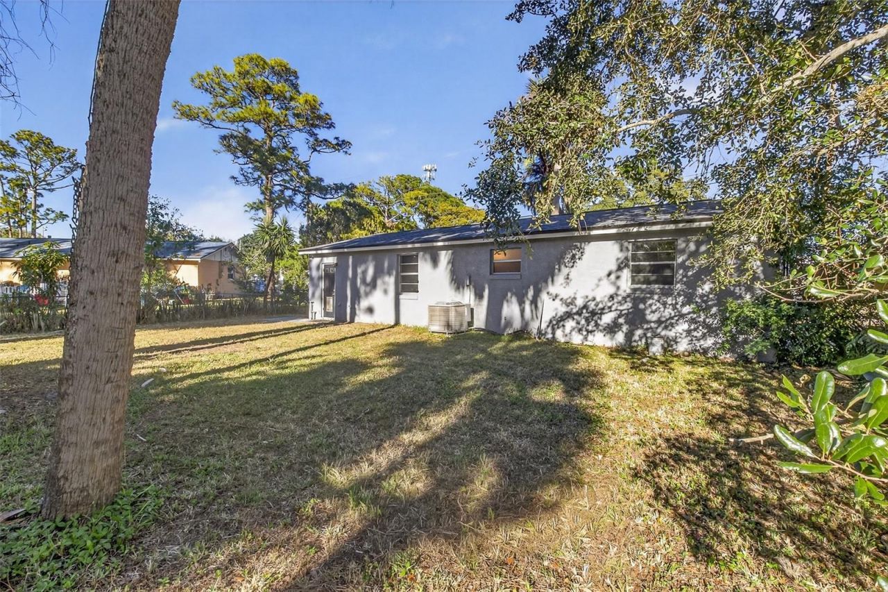 1806 James Street, South Daytona, FL 32119 Photo