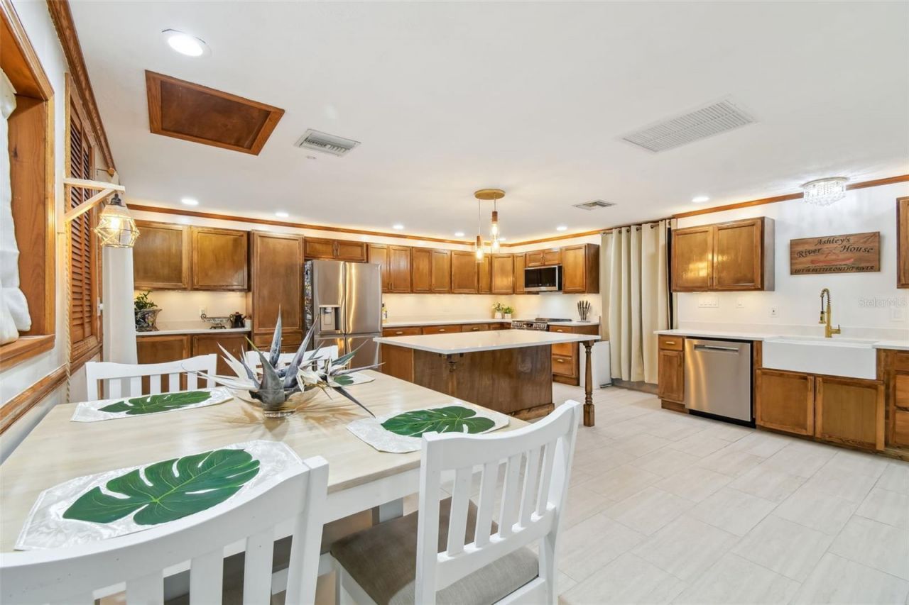 6128 Oak Ridge Avenue, New Port Richey, FL 34653 Photo