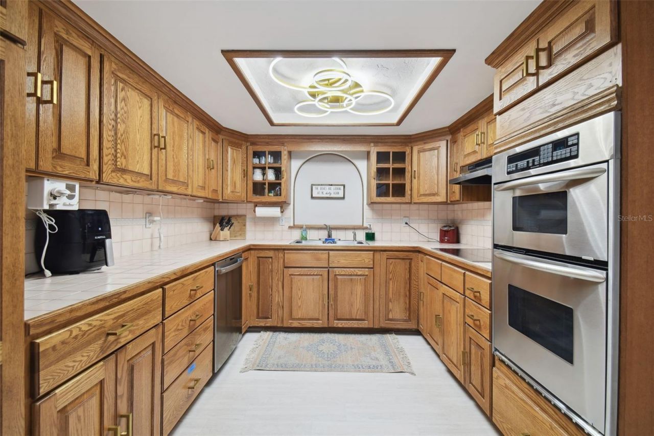 6128 Oak Ridge Avenue, New Port Richey, FL 34653 Photo